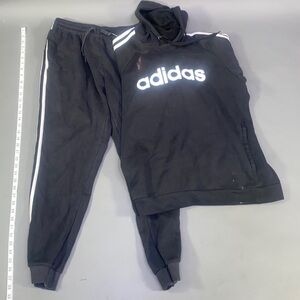 Adidas sweatsuit combo